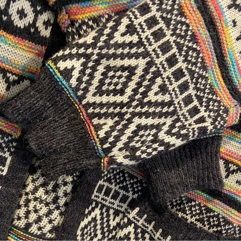 Monteau Size M Neon Stripe Black Cream Aztec Knit Open Front Hooded Cardigan